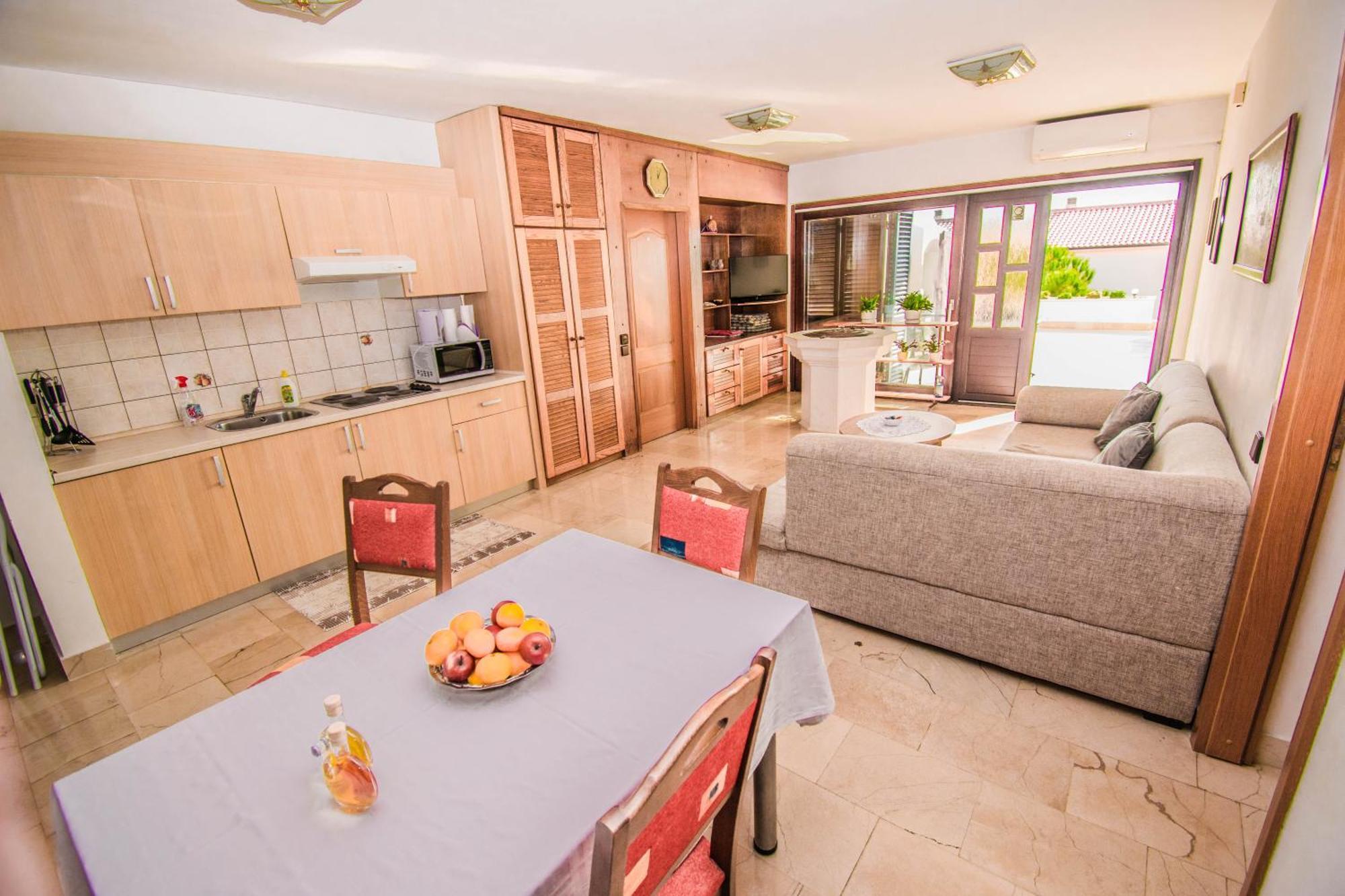 Apartments Grand & Plav In Krk Krk Town Esterno foto